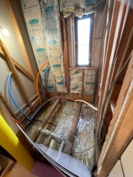 ウエーブ＆スプレー水流で節水しながら軽快な浴び心地　目黒区N様邸